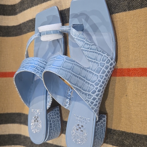 Vince Camuto Sasienda Blue Croc-Pattern Sandals Sz 11M NWOT - Picture 3 of 7